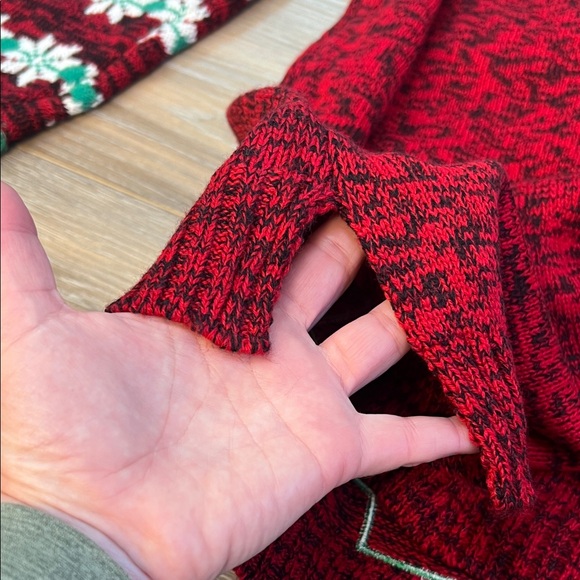 United States Sweaters Red and Green Festive Reindeer Sweater - Picture 5 of 7